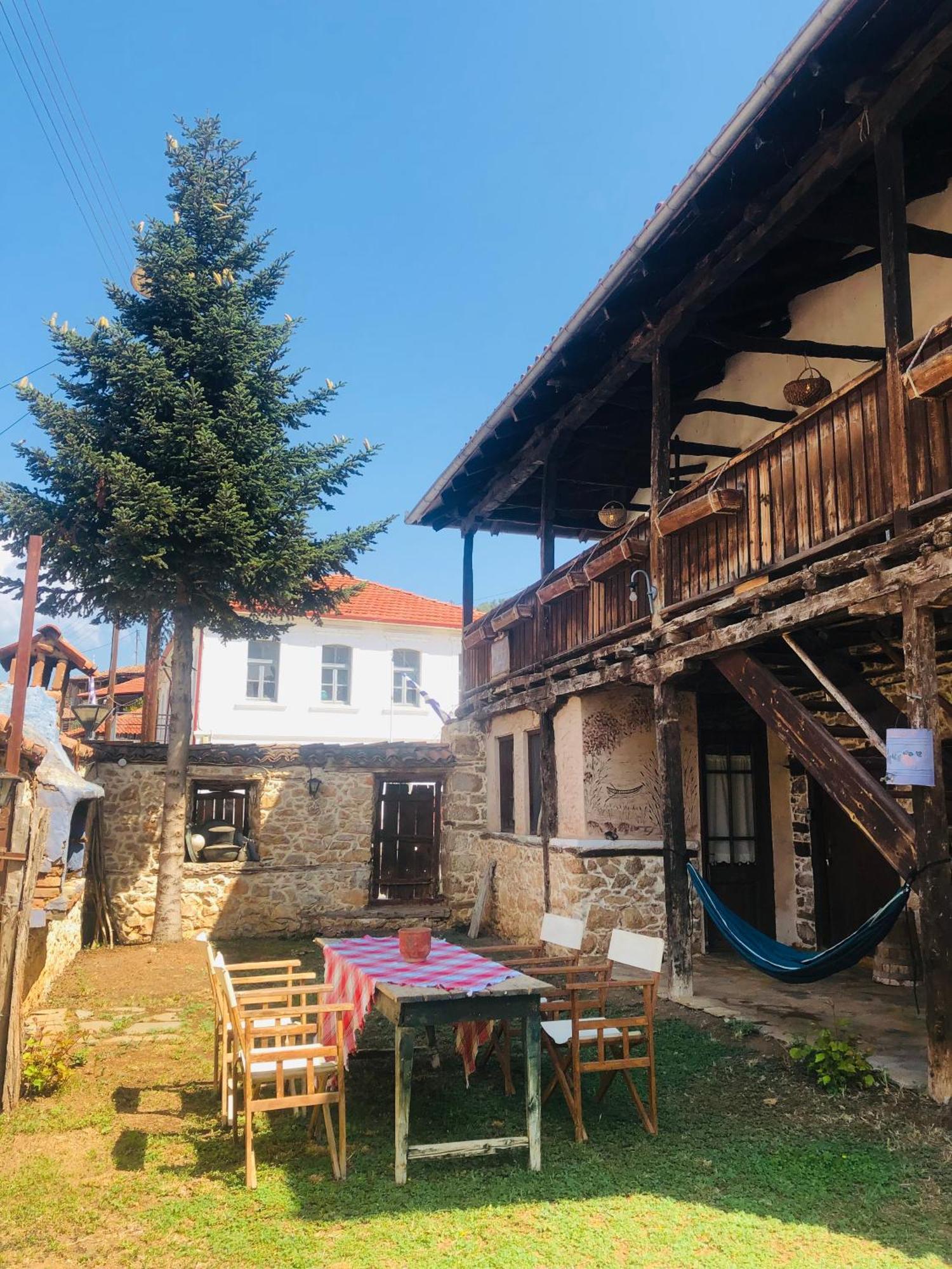 Hotel Χαγιάτι Psarades Exterior foto